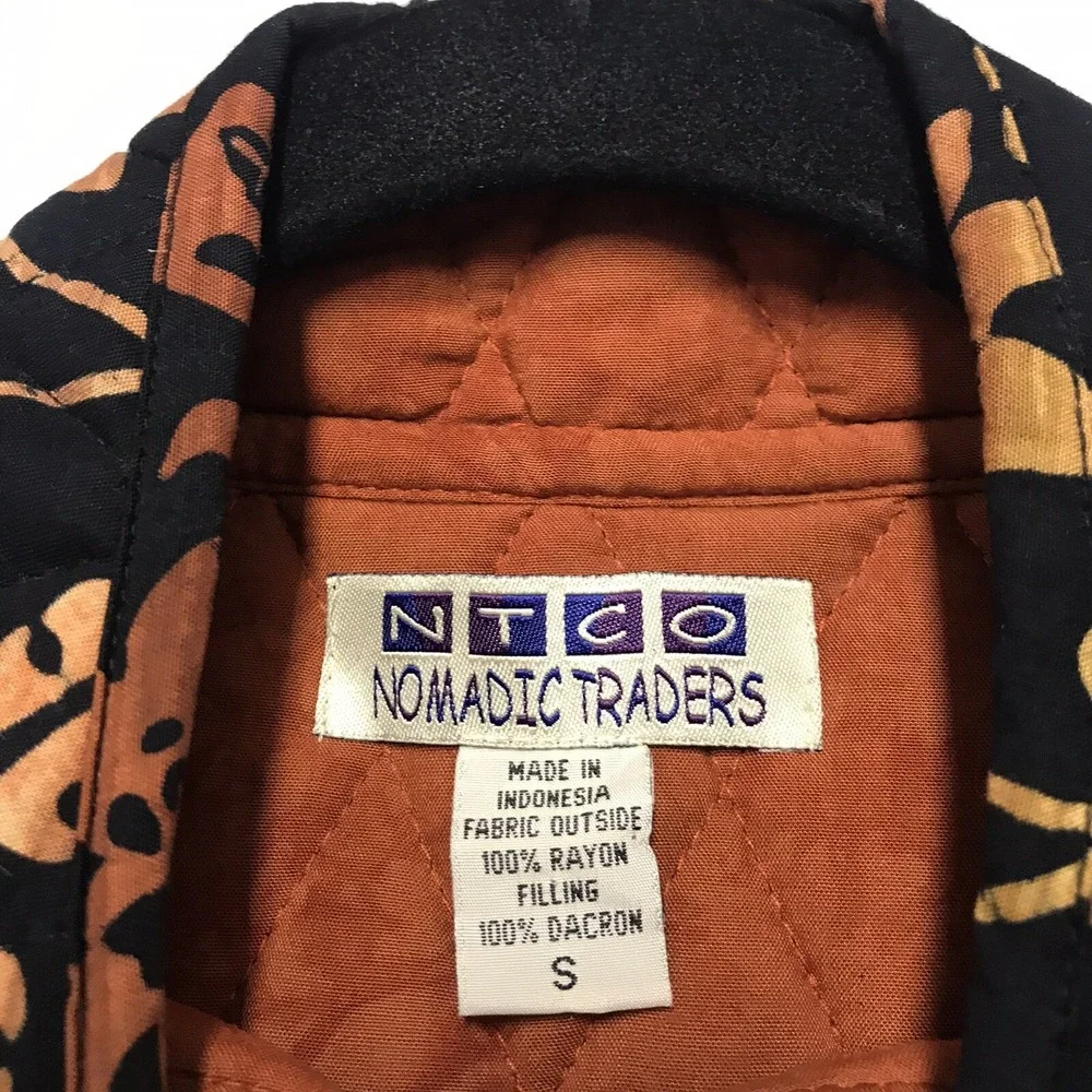 NTCO Nomadic Traders Small Floral Quilted Fall Autumn Colors Black Rust‎ Pockets